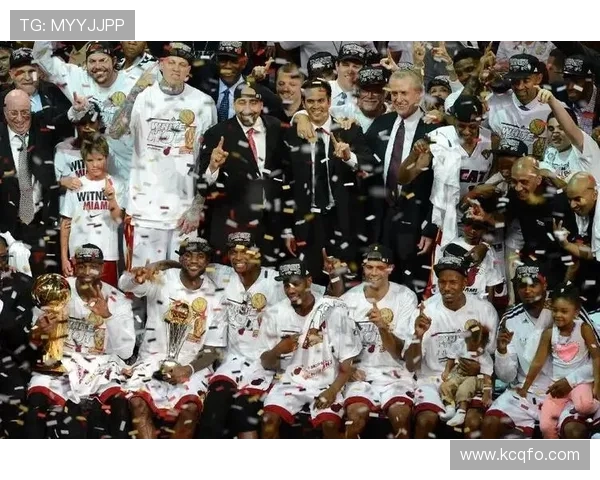 2014年NBA总决赛热火对阵马刺全场精彩录像回顾与分析