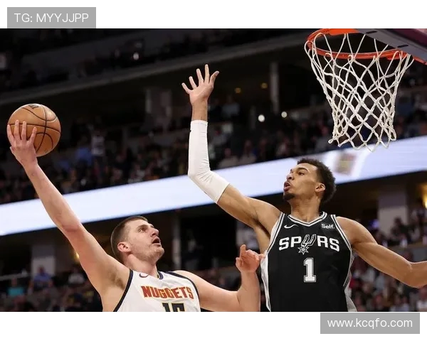 2019年NBA常规赛76人对掘金精彩对决回顾与分析