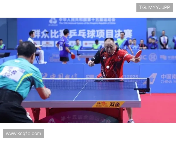 丁宁与李哓霞激烈对决谁将成为乒乓球赛场的新王者 丁宁与李哓霞激烈对决谁将成为乒乓球赛场的新王者