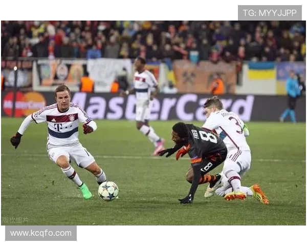 佛罗伦萨与拜仁精彩对决录像回放分析及比赛亮点总结