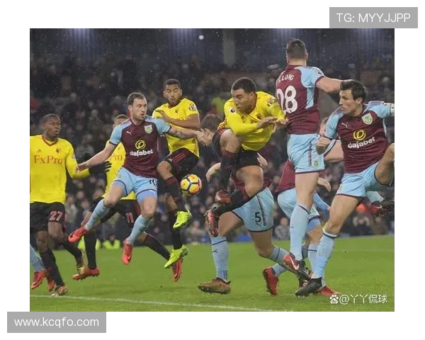 热刺与伯恩利激战正酣精彩瞬间回顾与分析