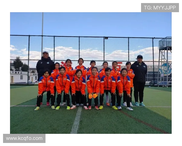 刘丽专访:从青涩少女到足球明星的奋斗与成长之路 刘丽专访:从青涩少女到足球明星的奋斗与成长之路